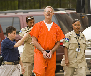 Allen Stanford arrives at court, in Houston, Texas, June 25, 2009