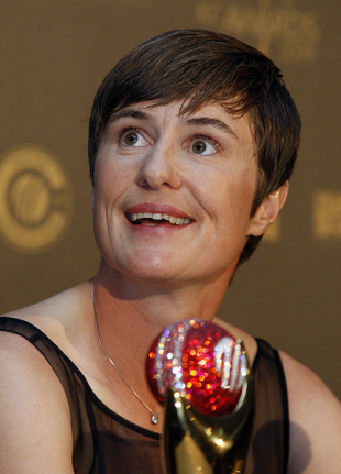 A beaming Claire Taylor with the Women's Cricketer of the Year trophy , ICC Awards, Johannesburg, October 1, 2009