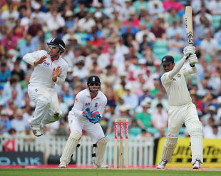 Rahul Dravid hammers a short ball past Ian Bell at silly point, England v India, 4th Test, The Oval, 4th day, August 21, 2011