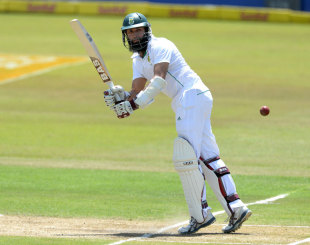 Hashim Amla plays to the leg side, South Africa v India, 2nd Test, Durban, 3rd day, December 28, 2013