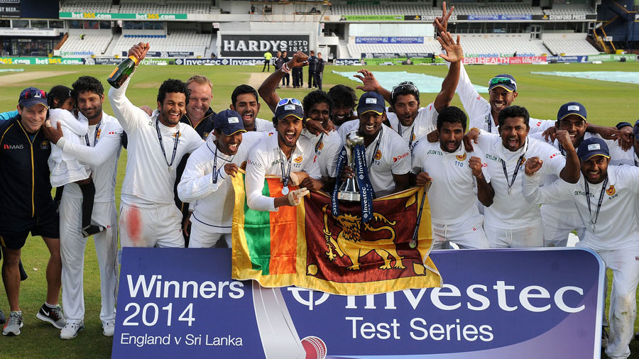 Sri Lanka celebrate with the series trophy, England v Sri Lanka, 2nd Investec Test, Headingley, 5th day, June 24, 2014