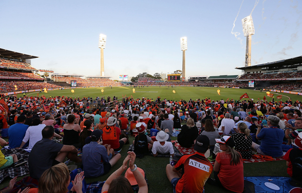 The BBL game at the WACA saw another sellout crowd, Perth Scorchers v Sydney Sixers, Big Bash League 2015-16, Perth, January 2, 2016