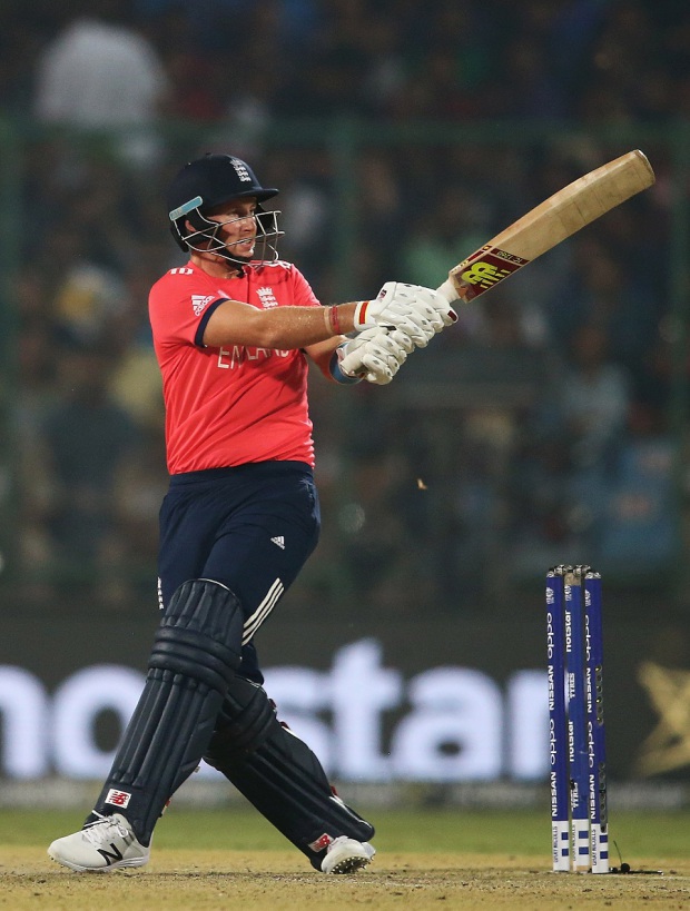 Joe Root plays a pull, England v New Zealand, World T20 2016, semi-final, Delhi, March 30, 2016