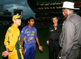Ricky Ponting and Mahela Jayawardene speak to the umpires about the chaotic scenes at the end of the final, Australia v Sri Lanka, World Cup final, Barbados, April 28, 2007